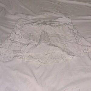 Lululemon white tennis skirt. Size 10 long